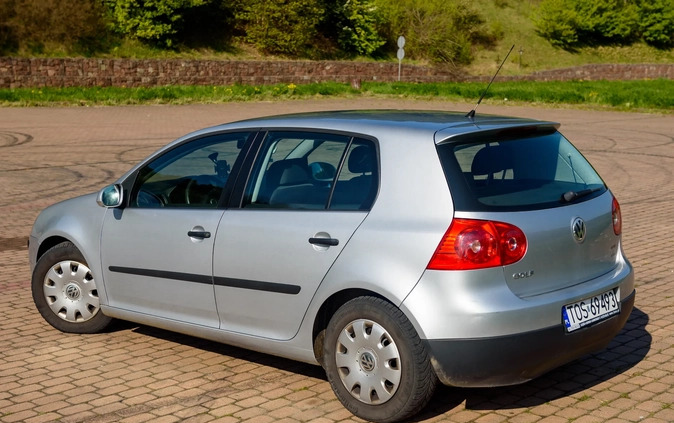 Volkswagen Golf cena 14000 przebieg: 97389, rok produkcji 2005 z Augustów małe 352